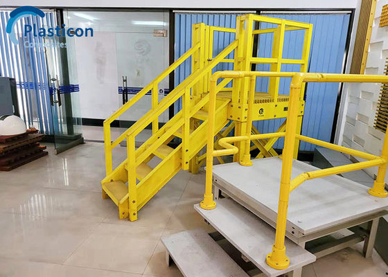 โปรไฟล์ FRP ที่กําหนดเอง ความยาว 2.4m ความหนา 1.5mm FRP Pultrusion