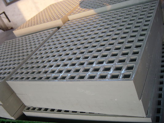 1000mm ความกว้าง FRP Grating Petrochemical Green Fiberglass Grating รางไฟเบอร์กระจกสีเขียว